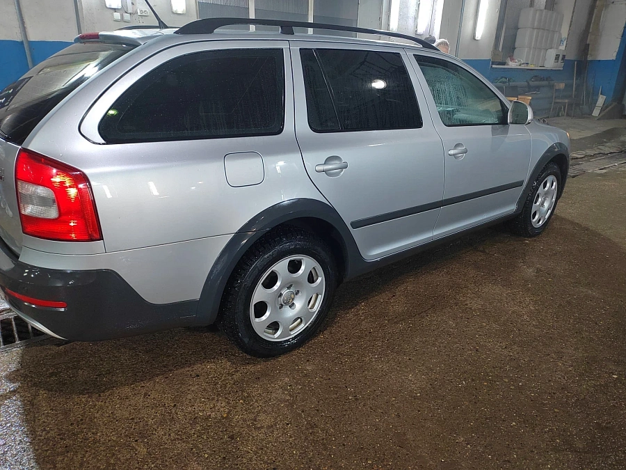 Skoda Octavia, 2012г., полный привод, механика