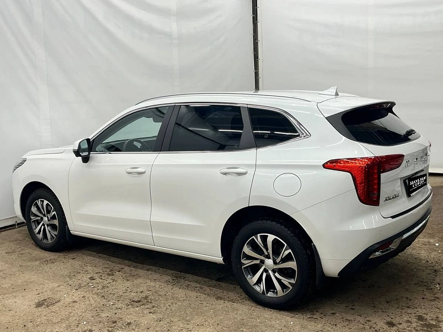 Haval Jolion, 2023г., передний привод, робот