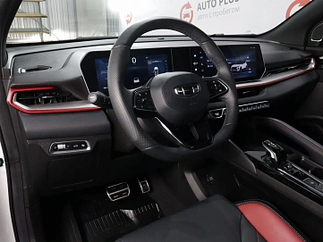 Geely Coolray, 2024г, передний привод, робот