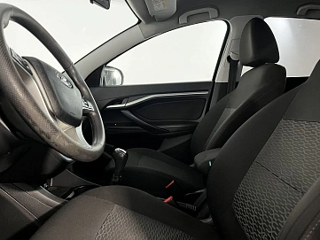 Lada (ВАЗ) Vesta, 2019г, передний привод, механика