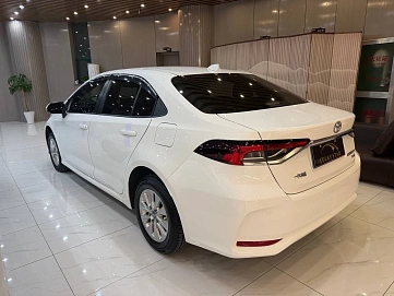 Toyota Corolla, 2022г, передний привод, вариатор