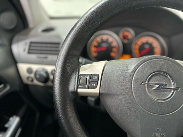 Opel , 2008г., передний привод, механика