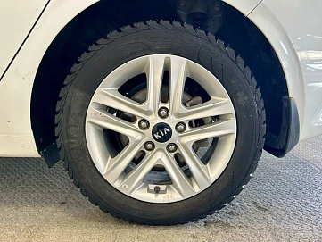 Kia Ceed, 2020г, передний привод, автомат