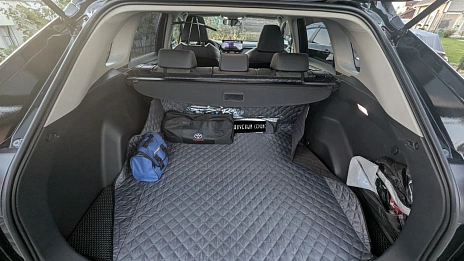 Toyota RAV4, 2023г, полный привод, вариатор