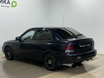 Hyundai Accent, 2001г, передний привод, механика
