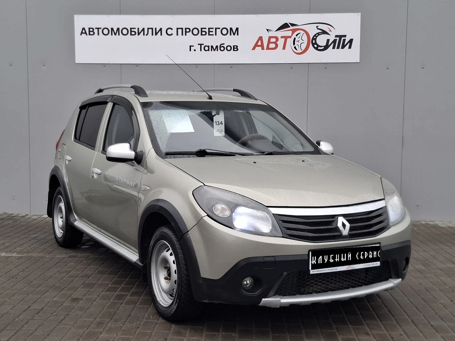 Renault , 2012г., передний привод, механика