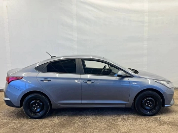 Hyundai Solaris, 2020г, передний привод, автомат