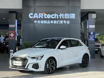 Audi A3, 2023г, передний привод, робот