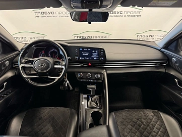 Hyundai Elantra, 2021г, передний привод, автомат