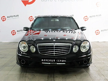 Mercedes-Benz E-Класс, 2002г, задний привод, автомат