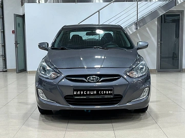 Hyundai Solaris, 2011г, передний привод, автомат