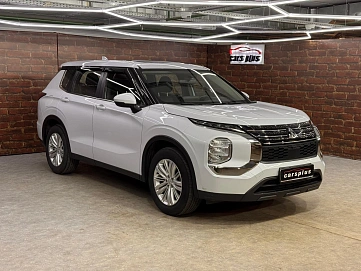 Mitsubishi Outlander, 2022г, полный привод, вариатор