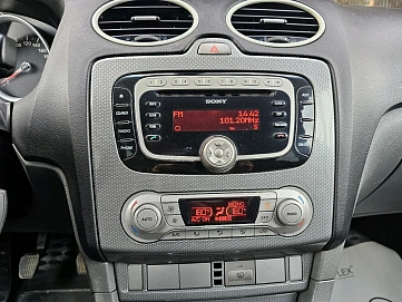 Ford Focus, 2010г, передний привод, механика