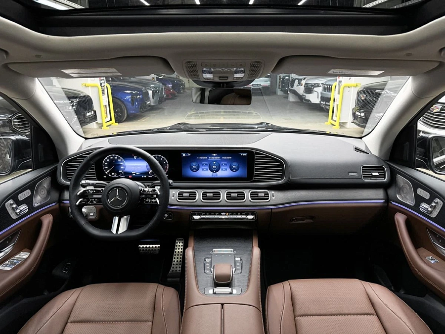 Mercedes-Benz GLS, 2024г., полный привод, автомат