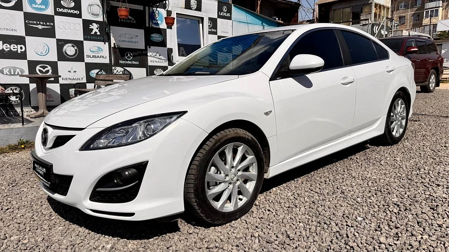 Mazda 6, 2010г., передний привод, автомат