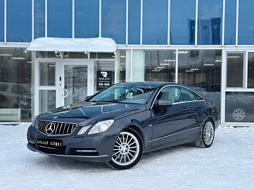 Mercedes-Benz E-Класс, 2011г, задний привод, автомат