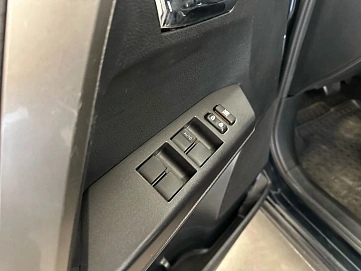 Toyota RAV4, 2018г, передний привод, автомат