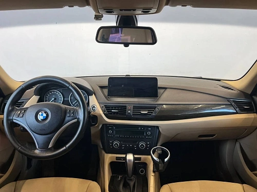 BMW X1, 2011г, полный привод, автомат