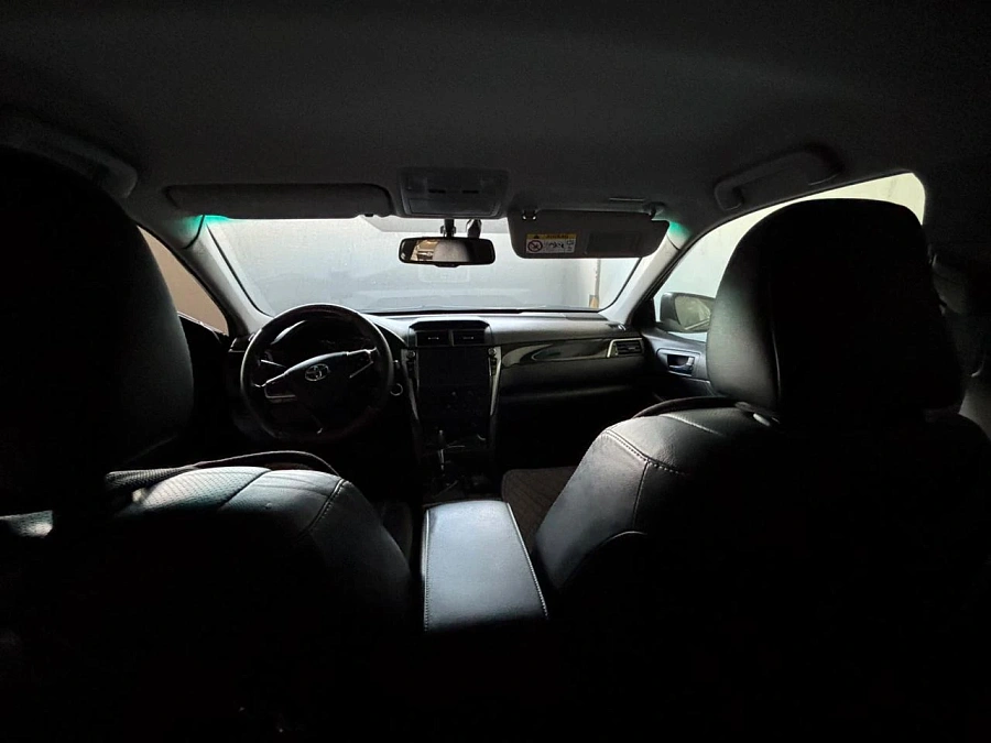 Toyota Camry, 2015г., передний привод, автомат