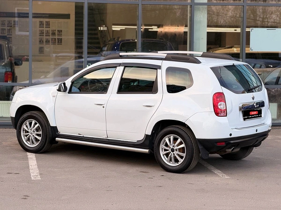 Renault Duster, 2013г., полный привод, механика