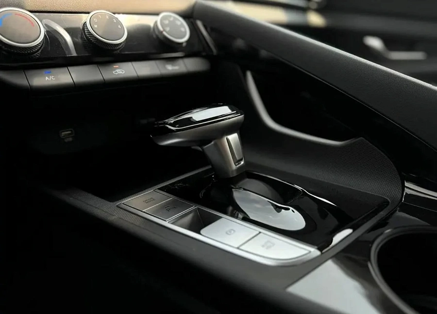 Hyundai Elantra, 2025г., передний привод, вариатор