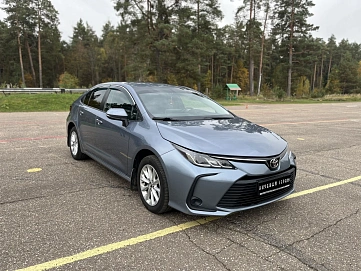 Toyota Corolla, 2019г, передний привод, вариатор