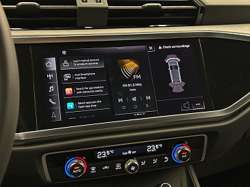 Audi Q3, 2024г, передний привод, робот