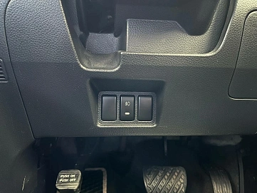 Suzuki Landy, 2012г, передний привод, автомат