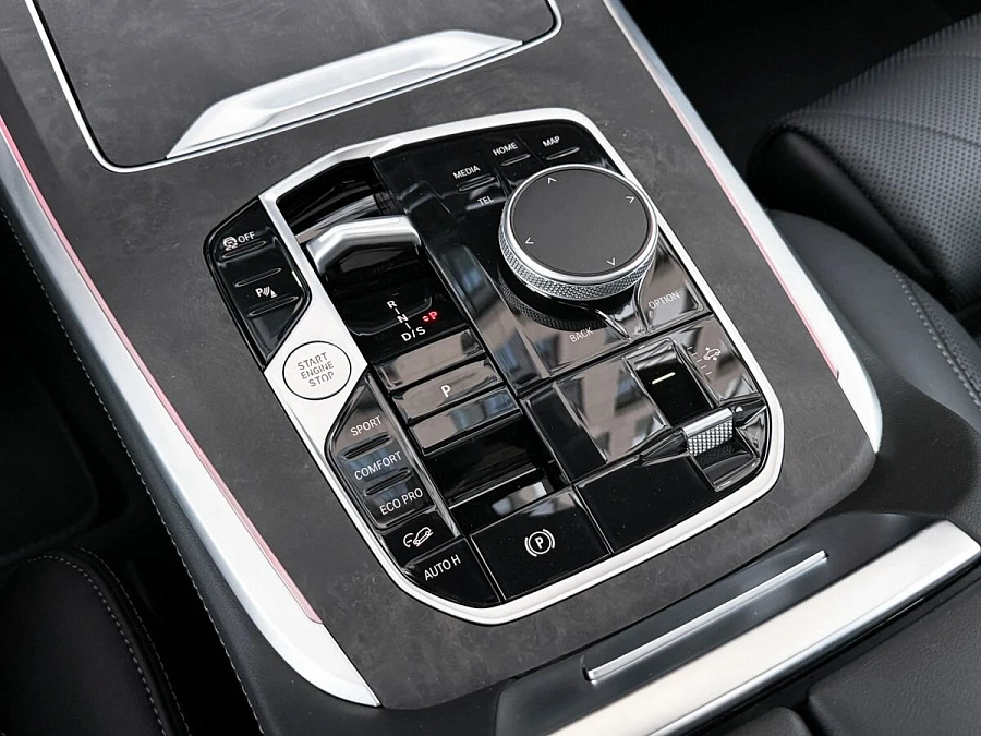 BMW X7, 2022г., полный привод, автомат