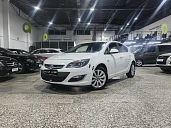 Opel Astra, 2014г., передний привод, автомат