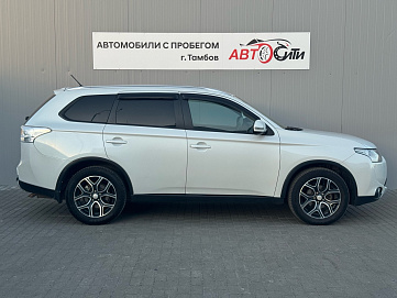 Mitsubishi Outlander, 2014г, полный привод, вариатор