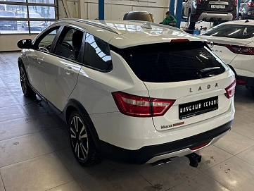 Lada (ВАЗ) Vesta, 2021г, передний привод, механика
