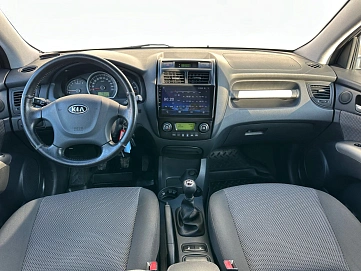 Kia Sportage, 2009г, передний привод, механика