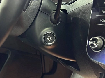 Skoda Superb, 2022г, передний привод, робот