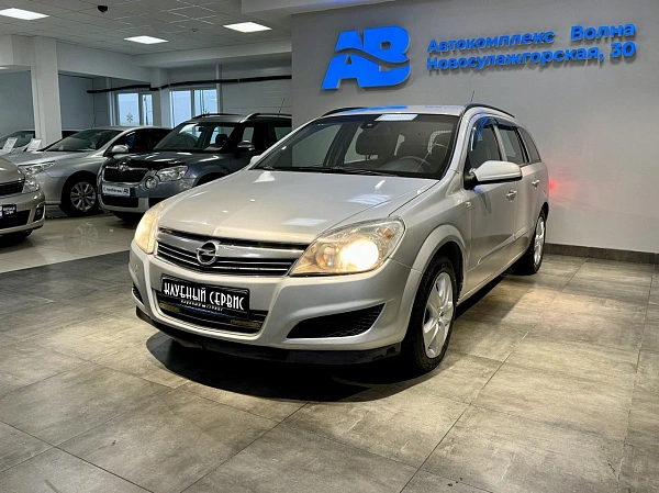 Opel Astra, 2008г., передний привод, механика