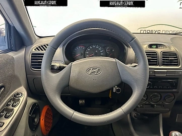 Hyundai Accent, 2006г, передний привод, механика