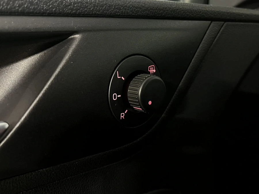 Volkswagen Polo, 2020г., передний привод, механика