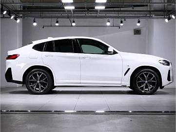 BMW X4, 2022г, полный привод, автомат