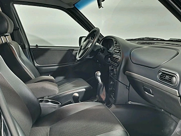 Chevrolet Niva, 2010г, полный привод, механика