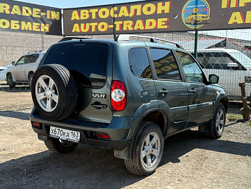 Chevrolet Niva, 2015г., полный привод, механика