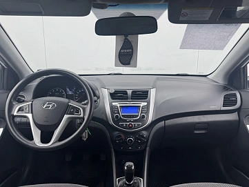 Hyundai Solaris, 2011г, передний привод, механика