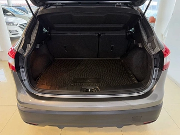 Nissan Qashqai, 2016г, передний привод, вариатор