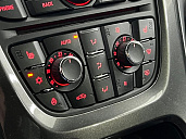 Opel Astra, 2013г., передний привод, автомат