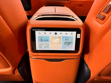 LYNK_&_CO , 2025г., полный привод, автомат