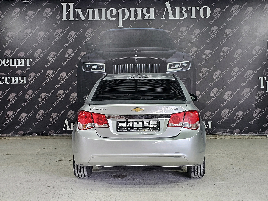Chevrolet Cruze, 2010г., передний привод, автомат