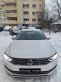 Volkswagen Passat, 2017г, передний привод, робот