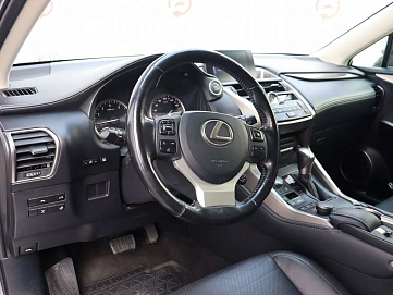 Lexus NX, 2016г, полный привод, автомат