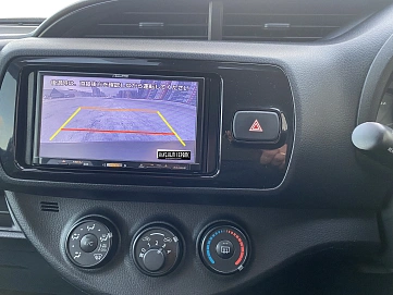 Toyota Vitz, 2018г, передний привод, вариатор