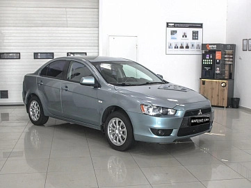 Mitsubishi Lancer, 2010г, передний привод, механика