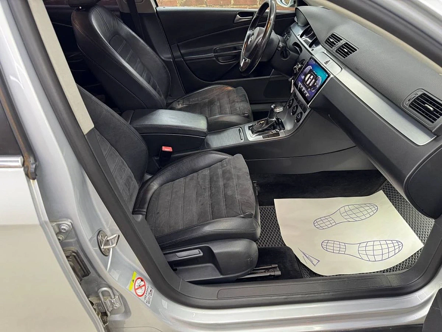 Volkswagen Passat, 2009г., передний привод, робот